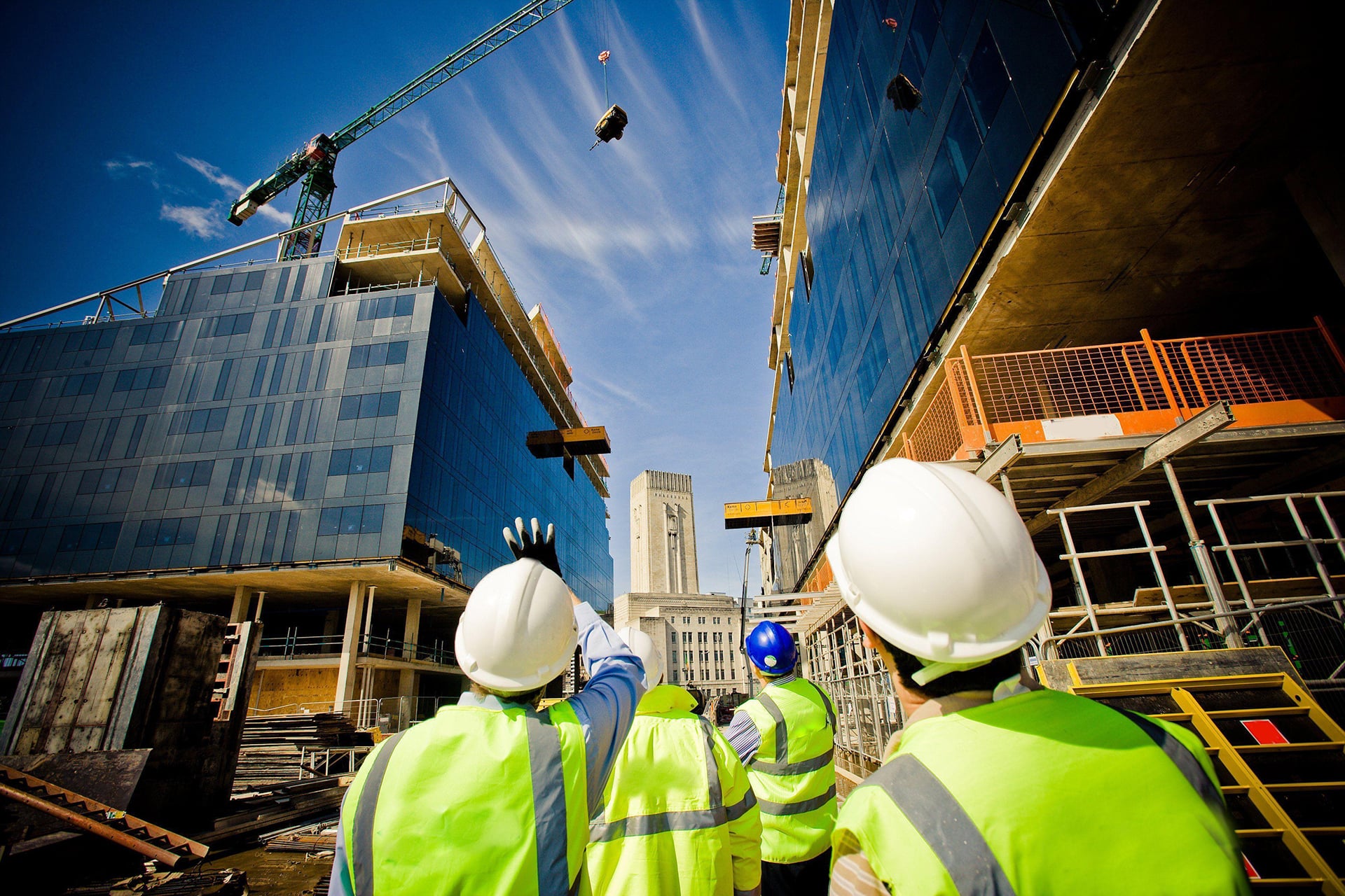 Güvenle Yükselen Yapılar